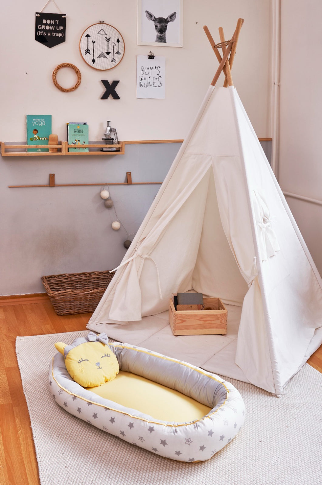 Cute Cat Baby Nest with Pillow - Yellow