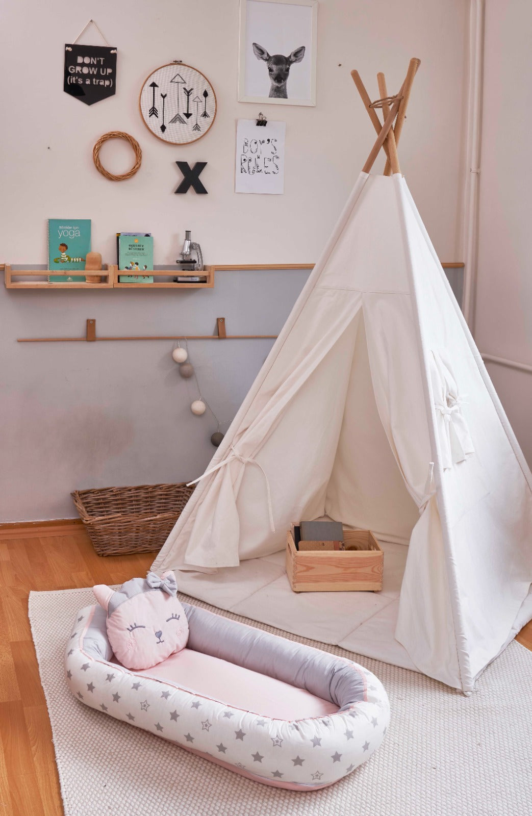 Cute Cat Baby Nest with Pillow - Pink